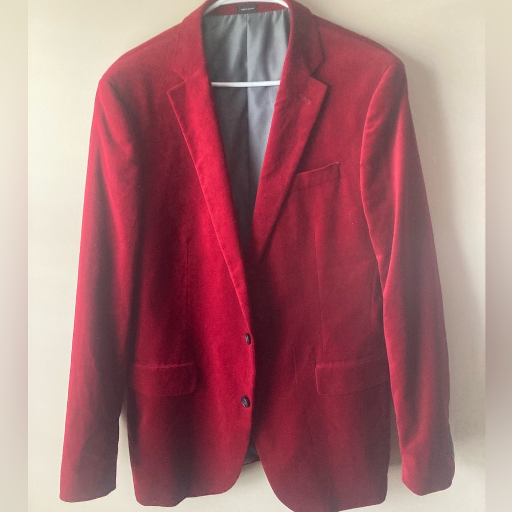 Red blazer extremely comfortable and stylish